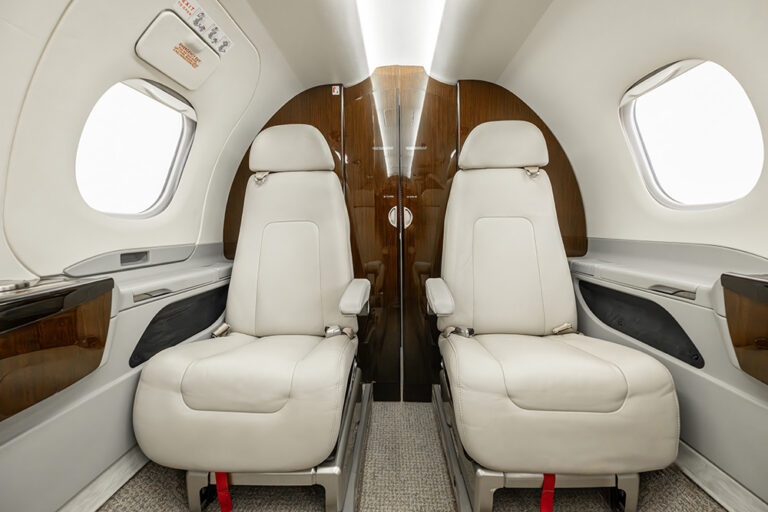 Phenom100 - N68NH-14