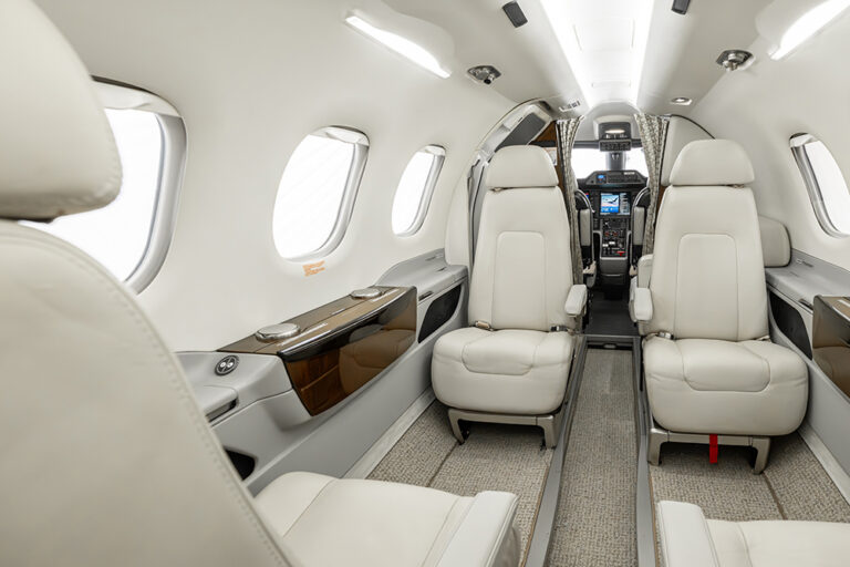 Phenom100 - N68NH-17