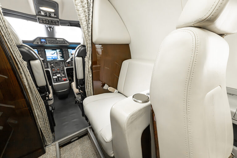 Phenom100 - N68NH-20