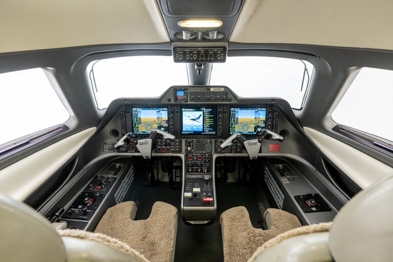 Phenom100 - N68NH-29
