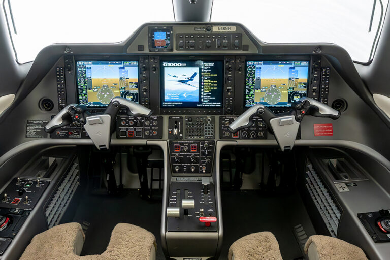 Phenom100 - N68NH-30
