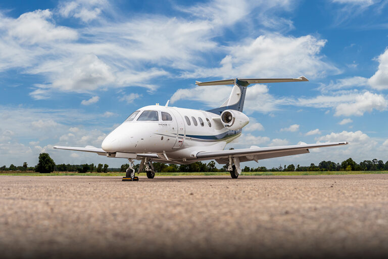 Phenom100 - N611EC-28