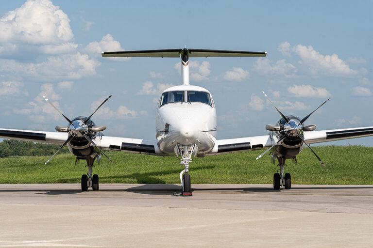 King Air B200 - N3051K-30