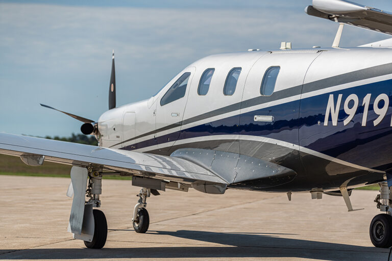 TBM 910 - N919EA-20