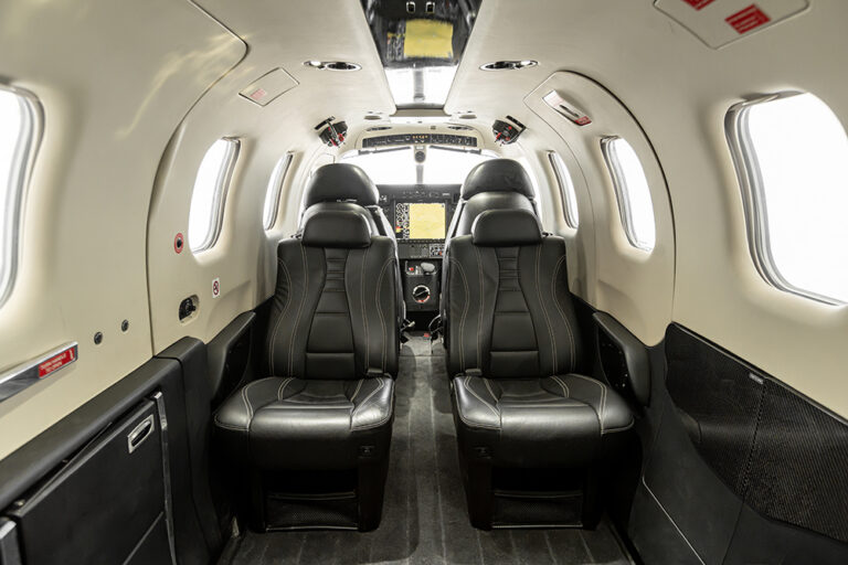 TBM 910 - N919EA-44