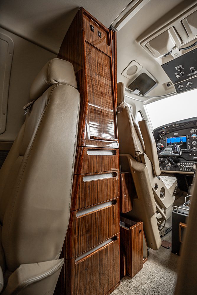 King Air 200 - N436EA-20