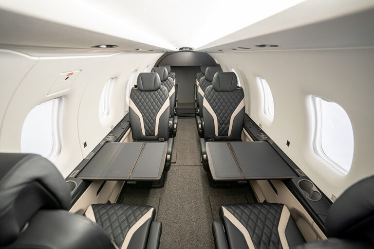 Pilatus PC12 - N681DB-13