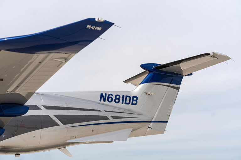 Pilatus PC12 - N681DB-7