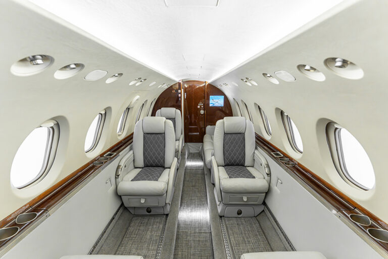 Hawker 750 - N752NS-14