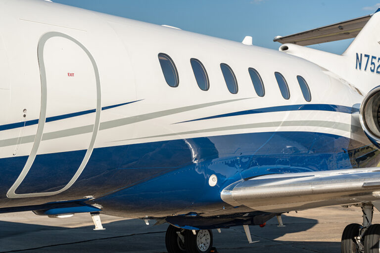 Hawker 750 - N752NS-6